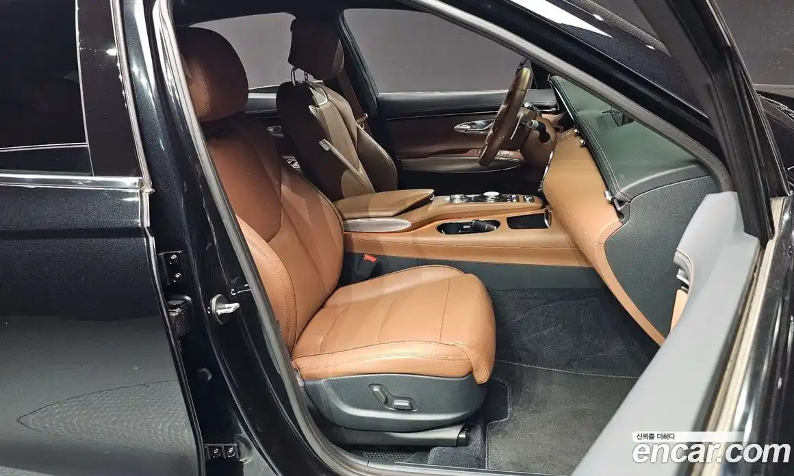 Genesis GV70 2022 2.5 Автомат в Москве № 1173618, фото 10