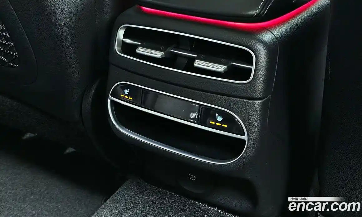 Genesis GV70 2021 2.5 Автомат в Москве № 1173624, фото 17