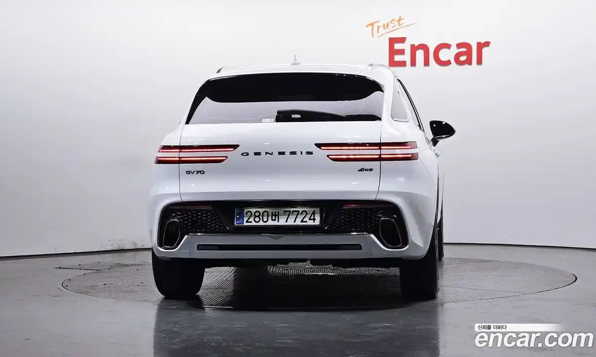 Genesis GV70 2021 2.5 Автомат в Москве № 1173624, фото 3