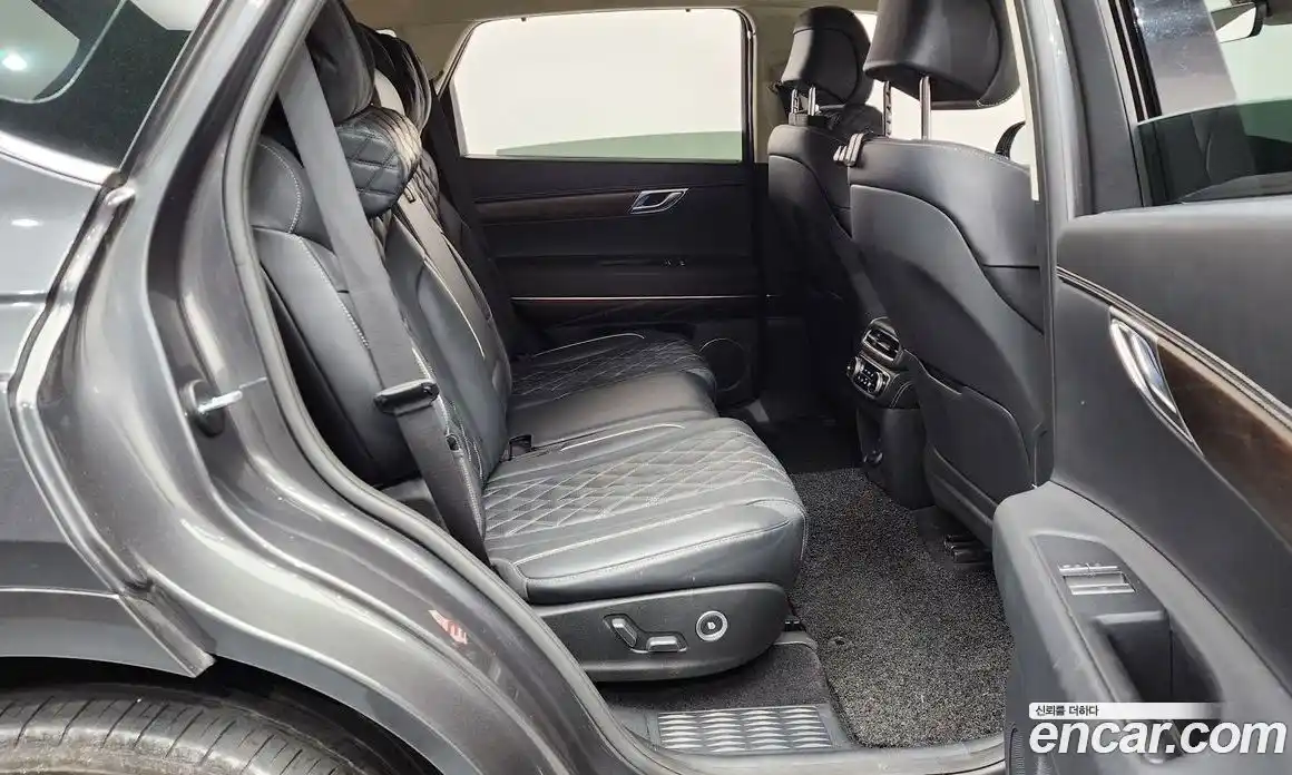 Genesis GV80 2022 3.0 Автомат в Москве № 1173638, фото 12