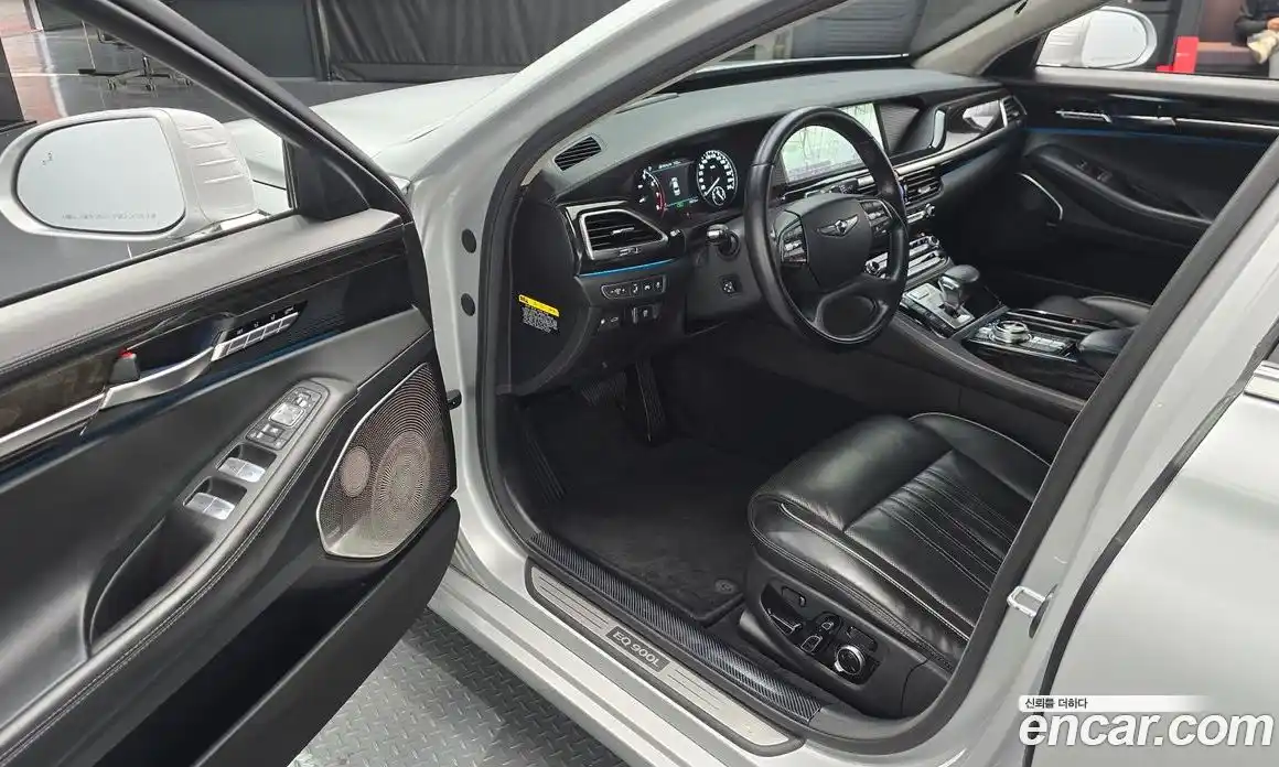 Genesis EQ900 2017 5.0 Автомат в Москве № 1173652, фото 11