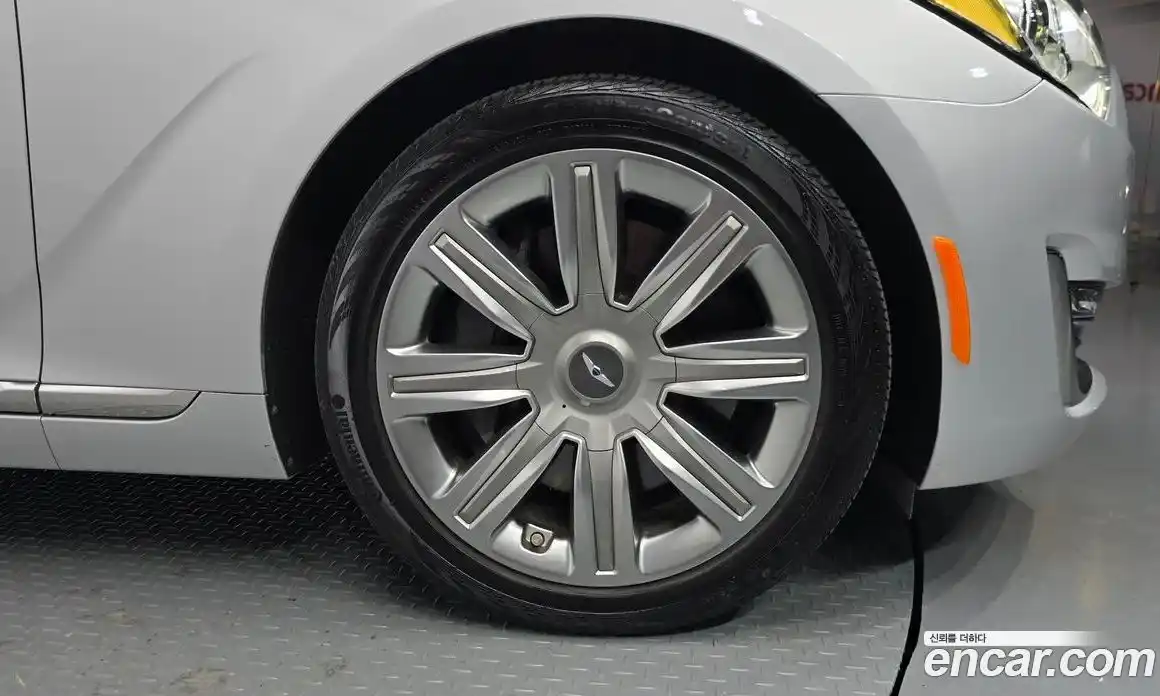 Genesis EQ900 2017 5.0 Автомат в Москве № 1173652, фото 5