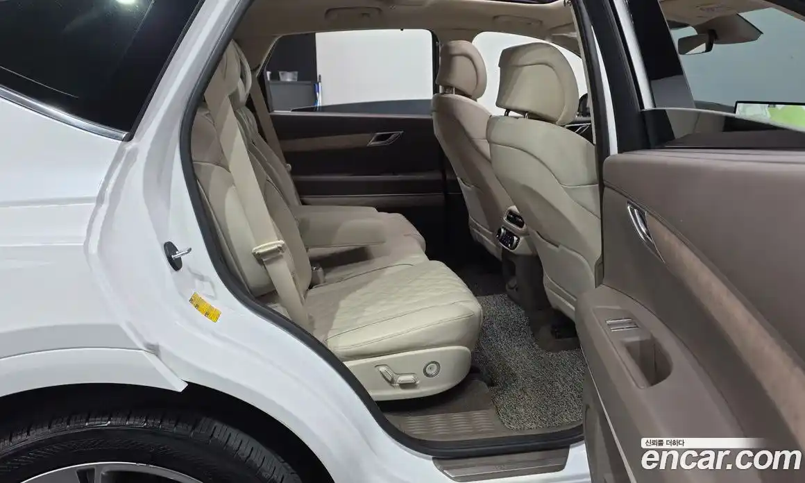 Genesis GV80 2021 3.0 Автомат в Москве № 1173669, фото 12