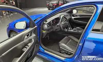 Genesis G70 2018 2.0 Автомат в Москве № 1173677, миниатюра 11