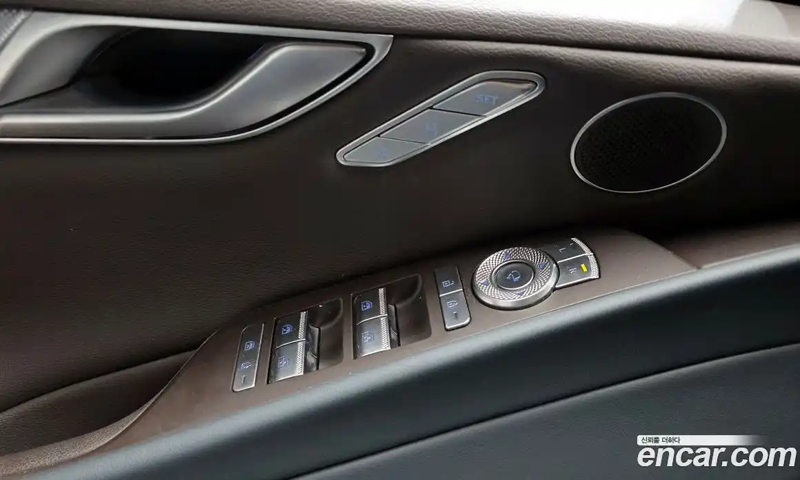 Genesis G80 2020 2.5 Автомат в Москве № 1173728, фото 17