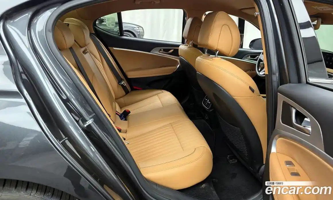 Genesis G70 2021 2.2 Автомат в Москве № 1173745, фото 12