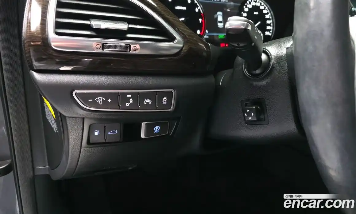 Genesis EQ900 2016 3.8 Автомат в Москве № 1173758, фото 18