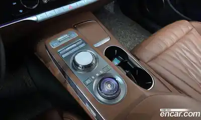 Genesis GV70 2022 2.5 гидро в Москве № 117847, миниатюра 9