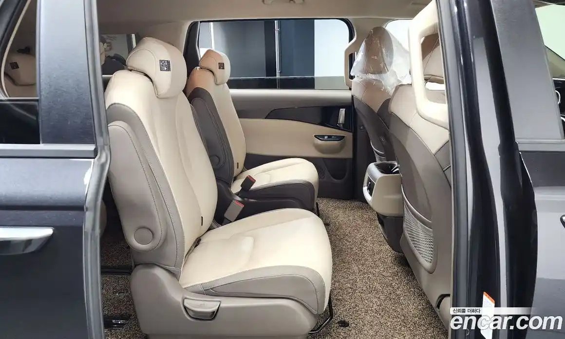 Kia Canival 2021 2.2 гидро в Москве, фото 12