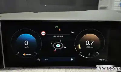 Hyundai Santa Fe 2025 2.5 гидро в Москве № 1006967, миниатюра 7