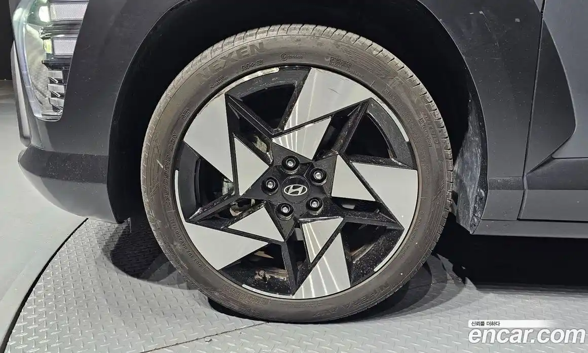Hyundai Kona 2023 1.6 гидро в Москве № 109417, фото 5