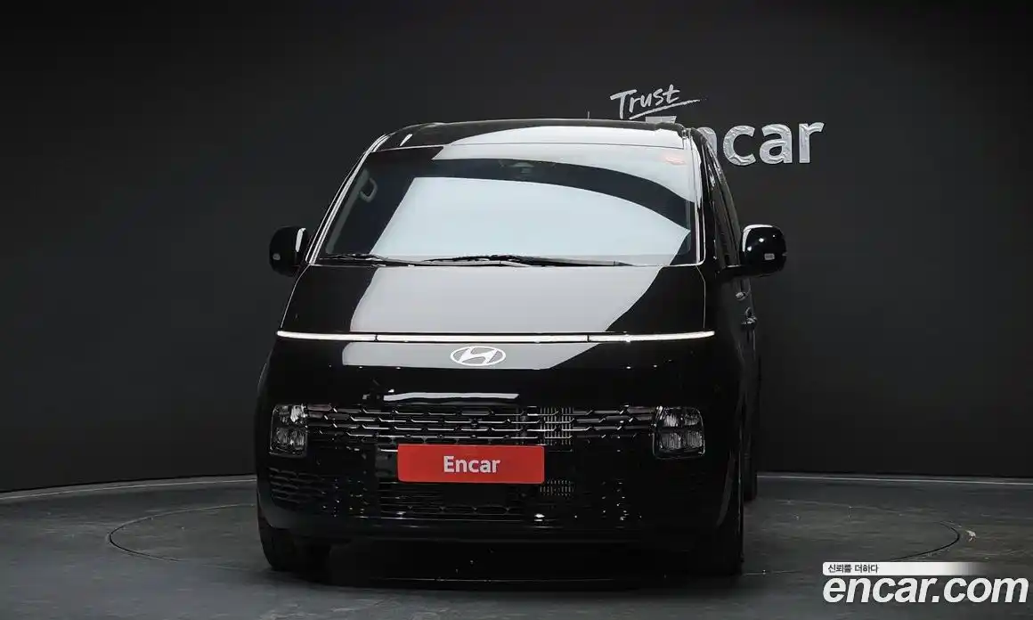 Hyundai Staria 2024 2.2 Автомат в Москве № 1171320, фото 3