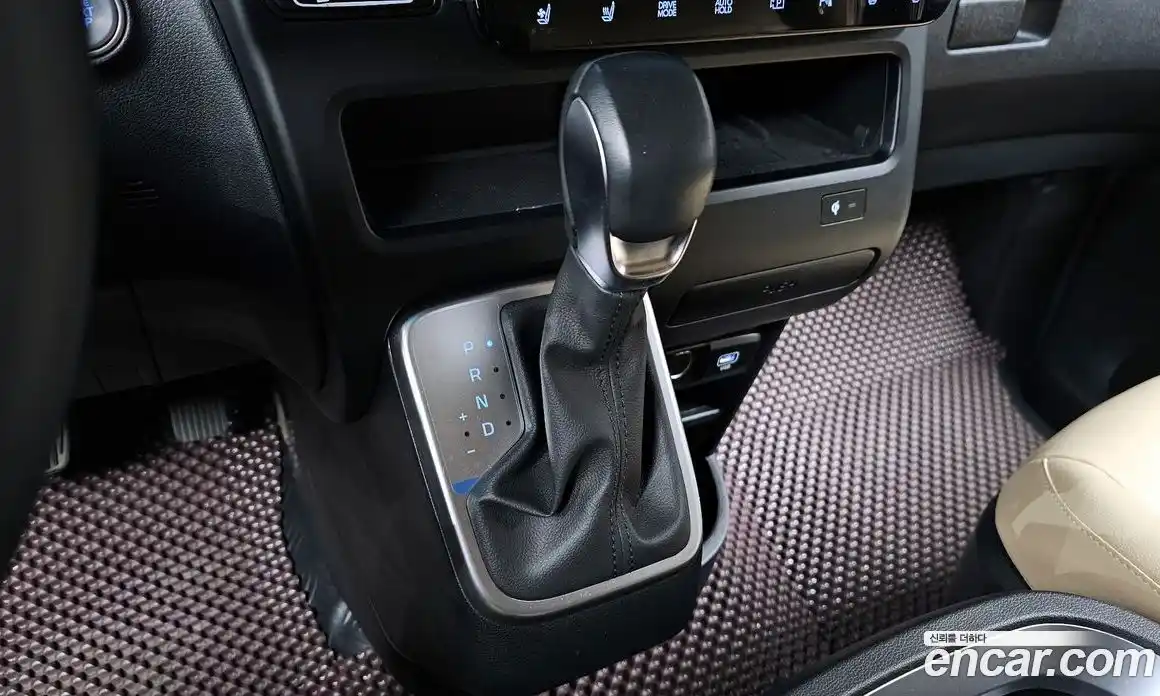 Hyundai Staria 2024 2.2 Автомат в Москве № 1171320, фото 9