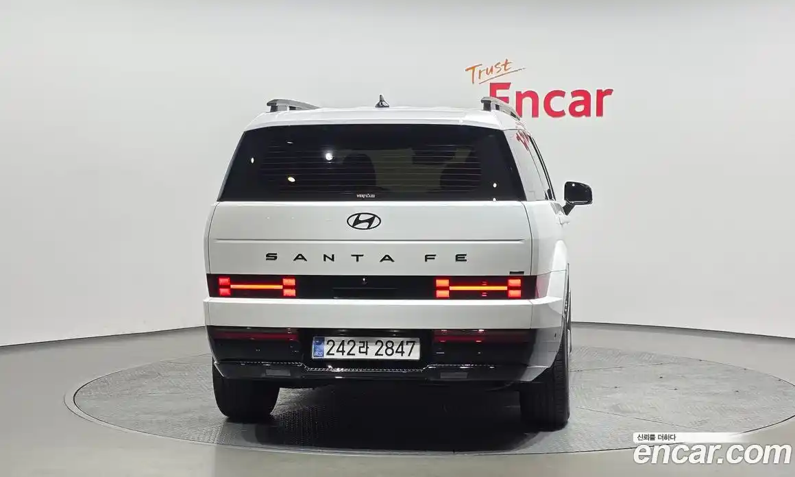 Hyundai Santa Fe 2025 1.6 Автомат в Москве № 1171344, фото 4