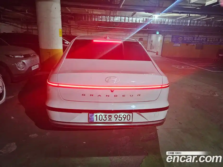 Hyundai Grandeur 2024 2.5 Автомат в Москве № 1171349, фото 4