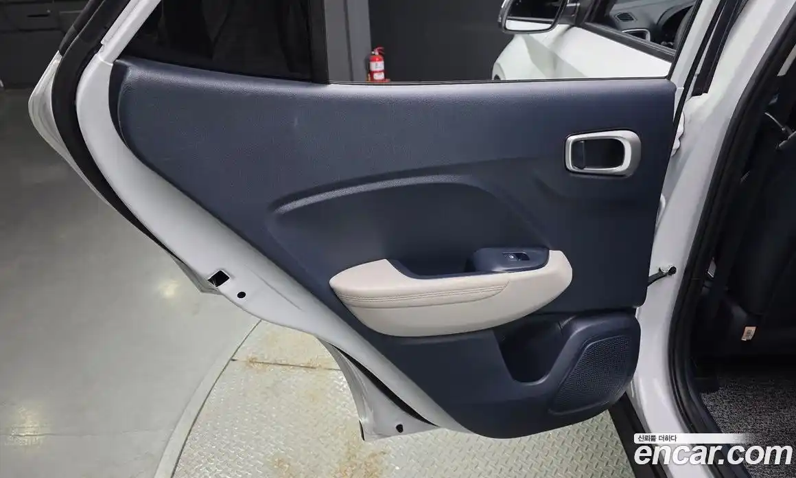 Hyundai Venue 2022 1.6 Автомат в Москве № 1171385, фото 19