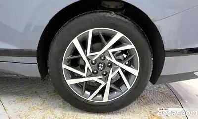 Hyundai Grandeur 2024 2.5 Автомат в Москве № 1171421, миниатюра 5