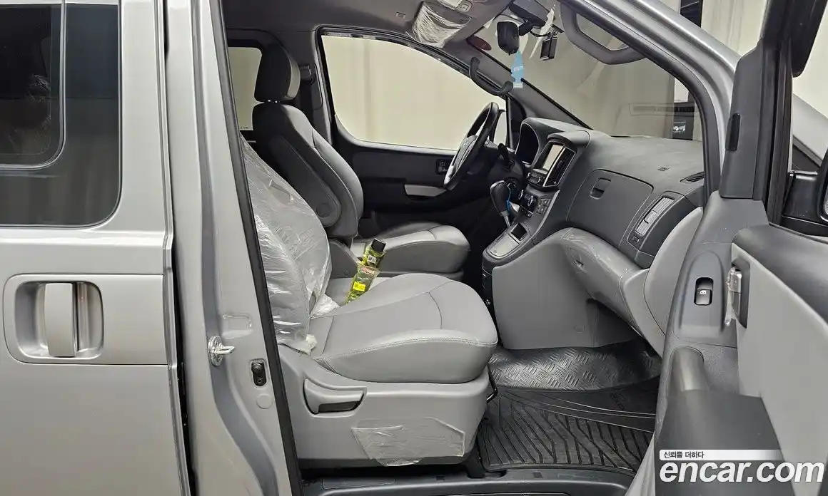 Hyundai Starex 2020 2.5 Автомат в Москве № 1171465, фото 11