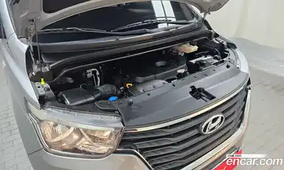 Hyundai Starex 2020 2.5 Автомат в Москве № 1171465, миниатюра 6