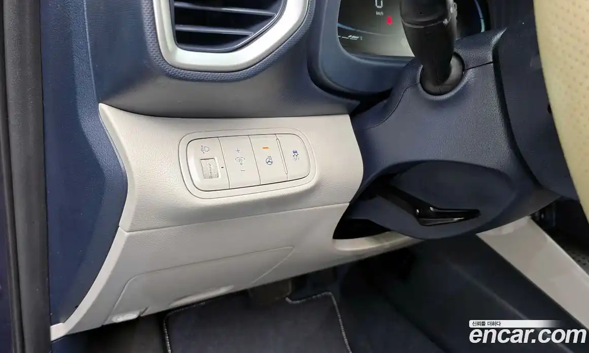 Hyundai Venue 2023 1.6 Автомат в Москве № 1171487, фото 17