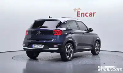 Hyundai Venue 2023 1.6 Автомат в Москве № 1171487, миниатюра 2