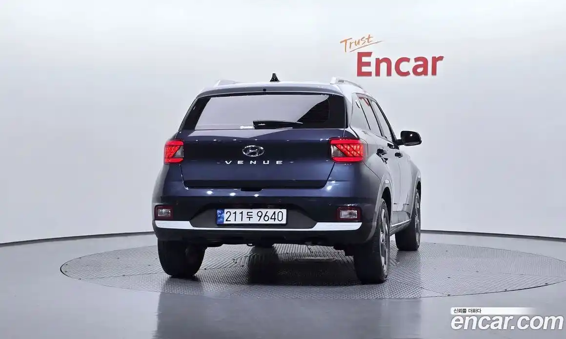 Hyundai Venue 2023 1.6 Автомат в Москве № 1171487, фото 4