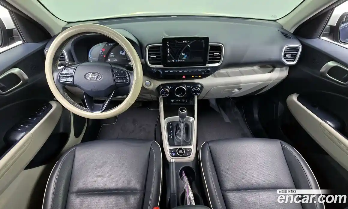 Hyundai Venue 2023 1.6 Автомат в Москве № 1171487, фото 7