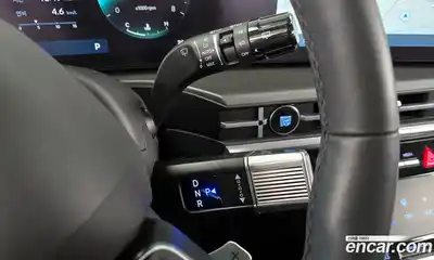 Hyundai Santa Fe 2024 2.5 гидро в Москве № 1171530, миниатюра 9