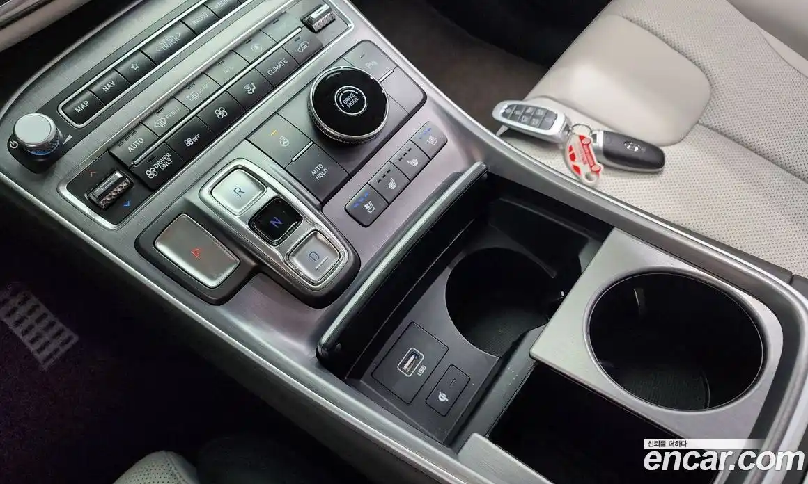 Hyundai Santa Fe 2022 1.6 гидро в Москве № 1171540, фото 9