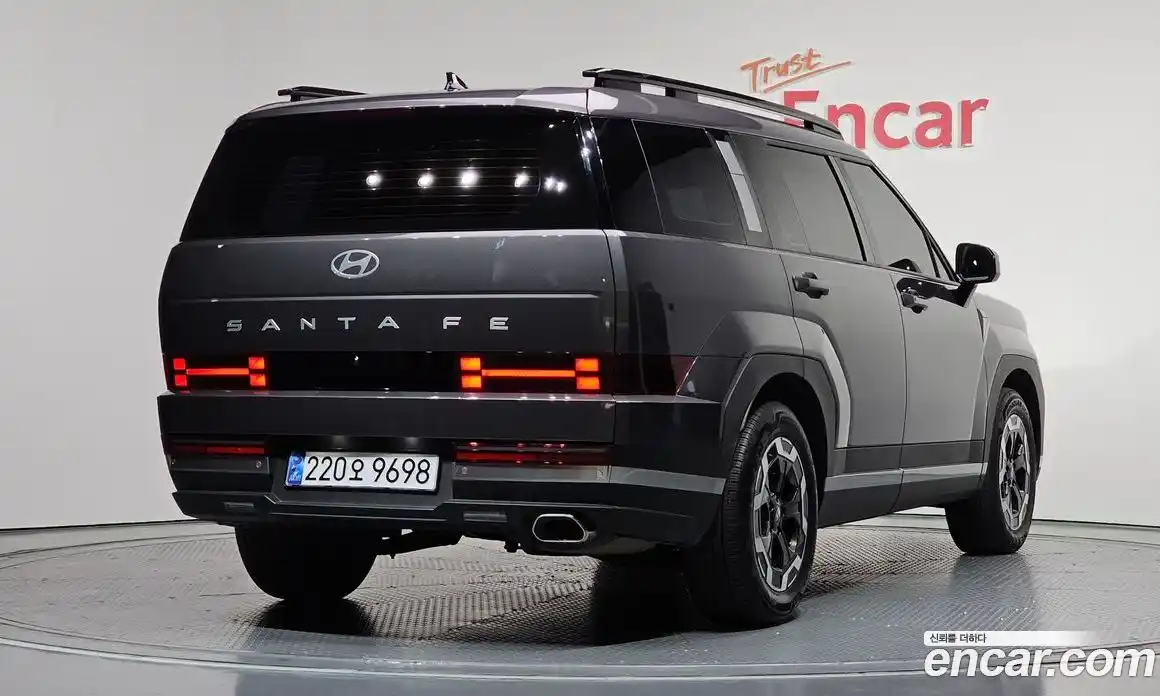 Hyundai Santa Fe 2024 2.5 Автомат в Москве № 1171548, фото 2