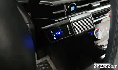 Hyundai Santa Fe 2024 2.5 Автомат в Москве № 1171548, миниатюра 9