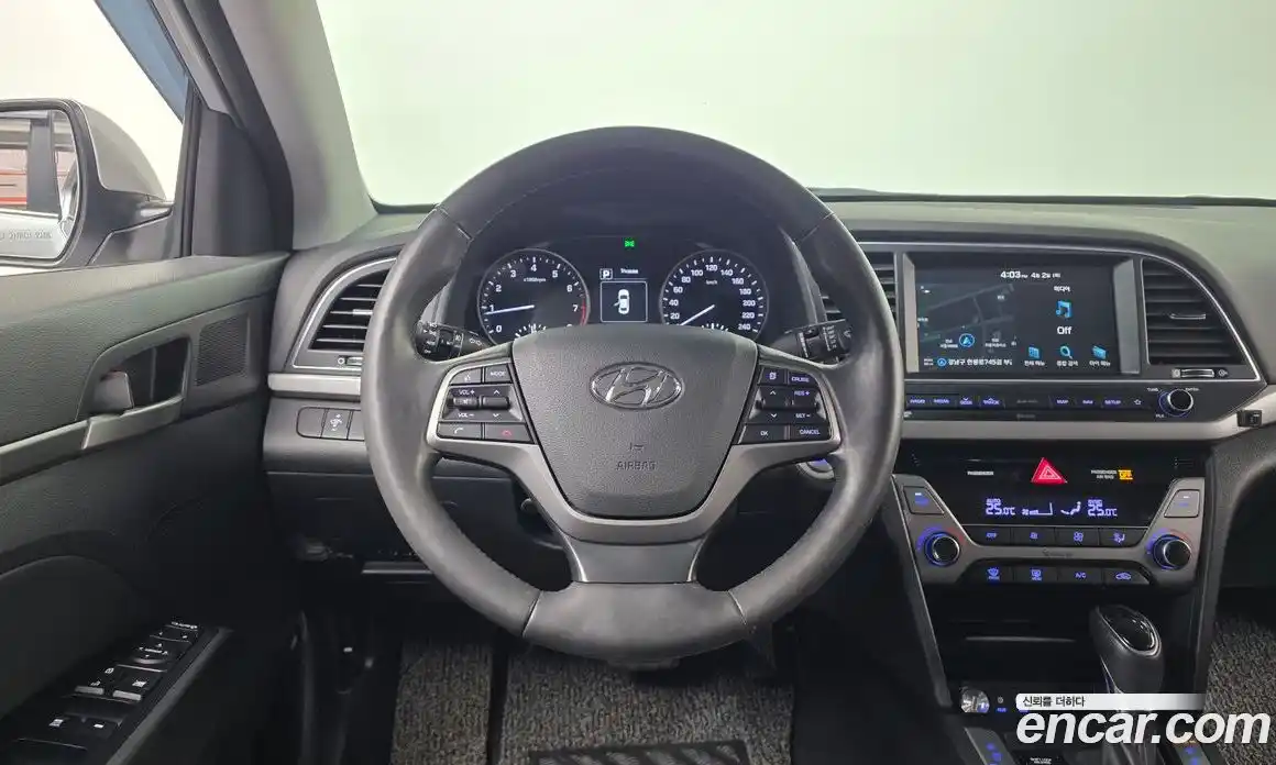 Hyundai Avante 2018 1.6 гидро в Москве № 1171568, фото 13