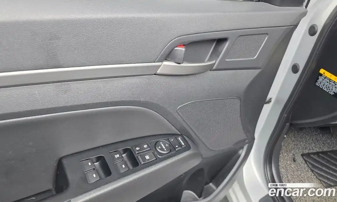 Hyundai Avante 2018 1.6 гидро в Москве № 1171568, фото 18