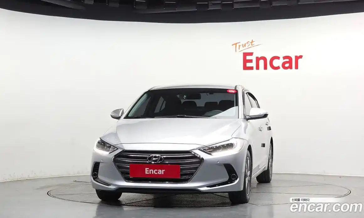 Hyundai Avante 2018 1.6 гидро в Москве № 1171568, фото 3