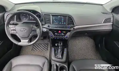 Hyundai Avante 2018 1.6 гидро в Москве № 1171568, миниатюра 7