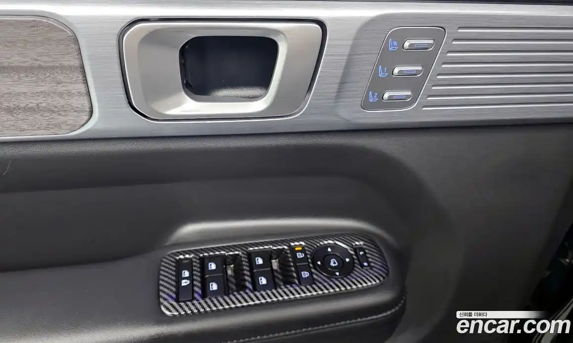 Hyundai Santa Fe 2023 1.6 гидро в Москве № 1171576, фото 14