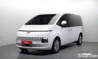 Hyundai Staria, 2022