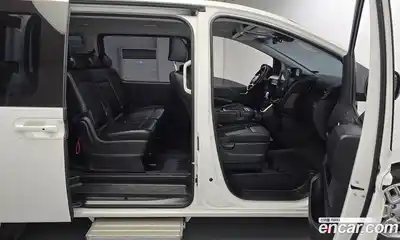 Hyundai Staria 2022 3.5 гидро в Москве № 1171608, миниатюра 11
