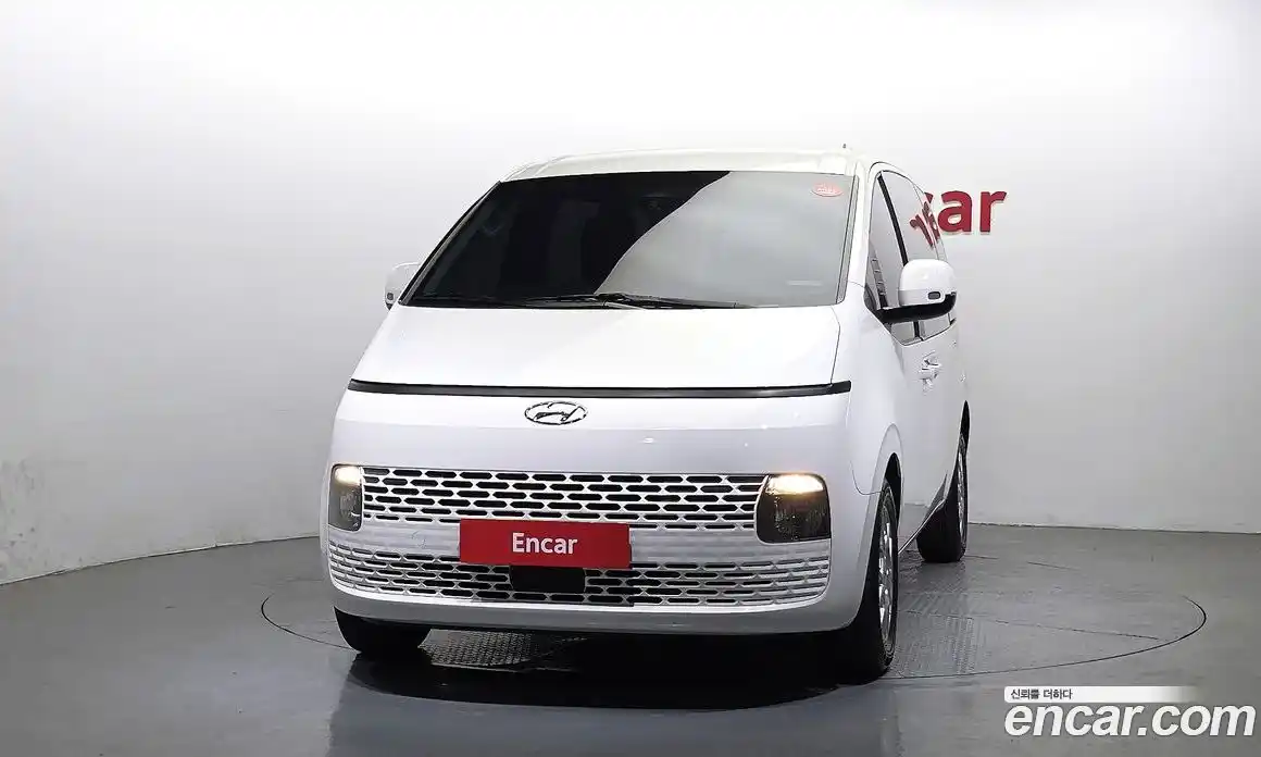 Hyundai Staria 2022 3.5 гидро в Москве № 1171608, фото 3