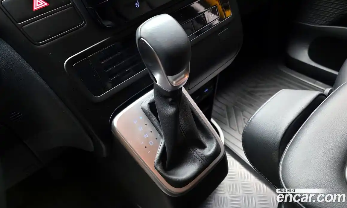 Hyundai Staria 2023 3.5 гидро в Москве № 1171656, фото 9