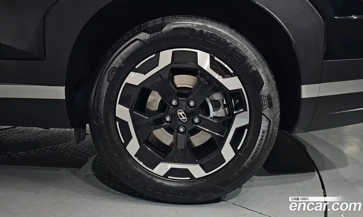 Hyundai Santa Fe 2024 2.5 Автомат в Москве № 1171722, фото 5