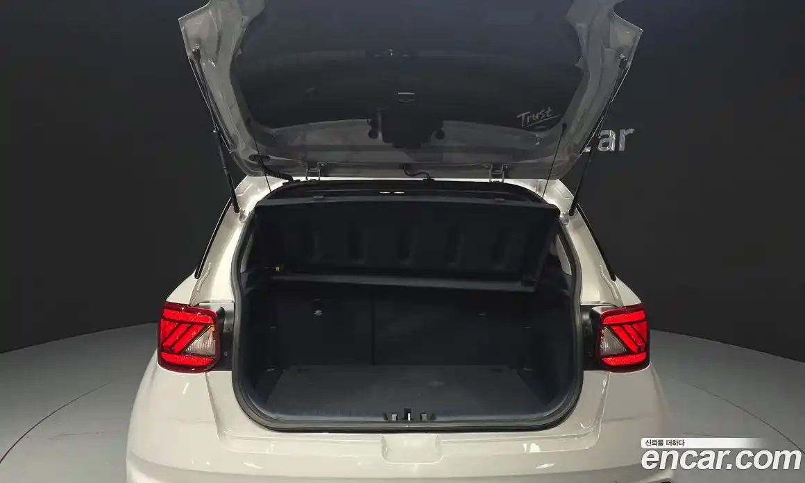 Hyundai Venue 2022 1.6 Автомат в Москве № 1171769, фото 20