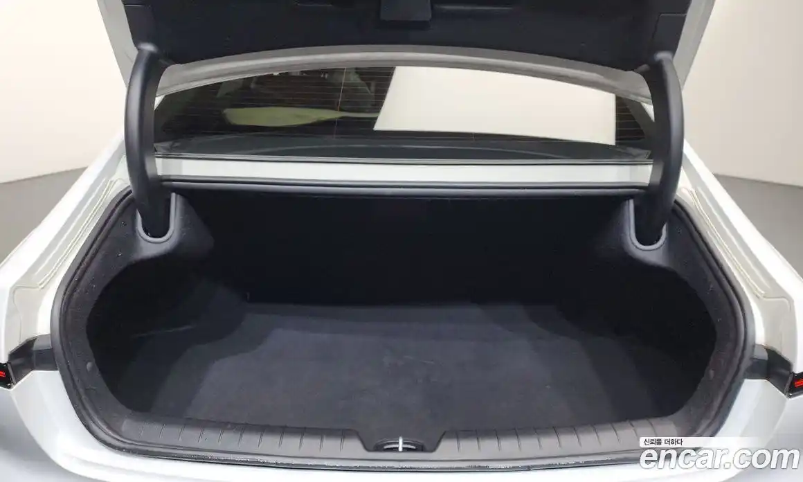 Hyundai Grandeur 2023 2.5 Автомат в Москве № 1171781, фото 19