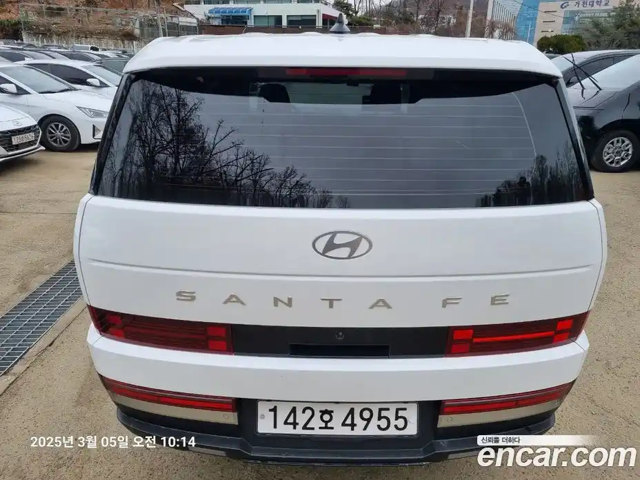 Hyundai Santa Fe 2024 1.6 гидро в Москве № 1171819, фото 4