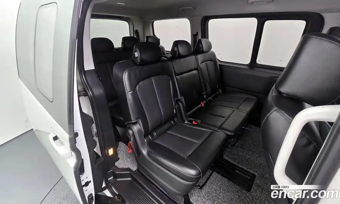 Hyundai Staria 2022 2.2 гидро в Москве № 1171837, фото 12
