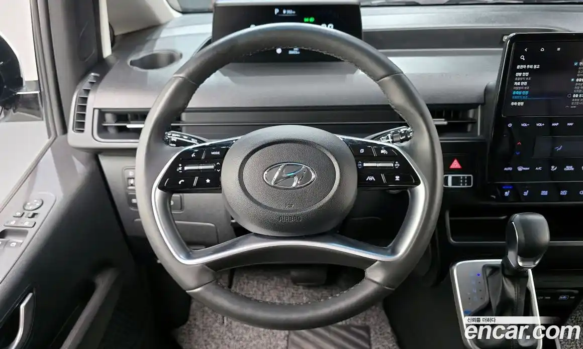 Hyundai Staria 2022 2.2 гидро в Москве № 1171837, фото 14