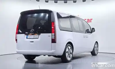 Hyundai Staria 2022 2.2 гидро в Москве № 1171837, миниатюра 2