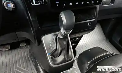 Hyundai Staria 2022 2.2 Автомат в Москве № 1171848, миниатюра 9