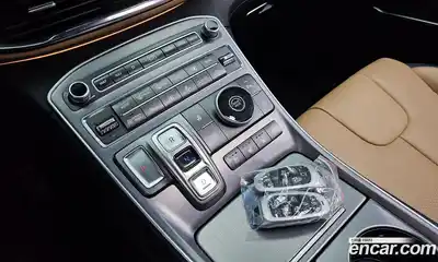 Hyundai Santa Fe 2023 1.6 гидро в Москве № 1171849, миниатюра 9