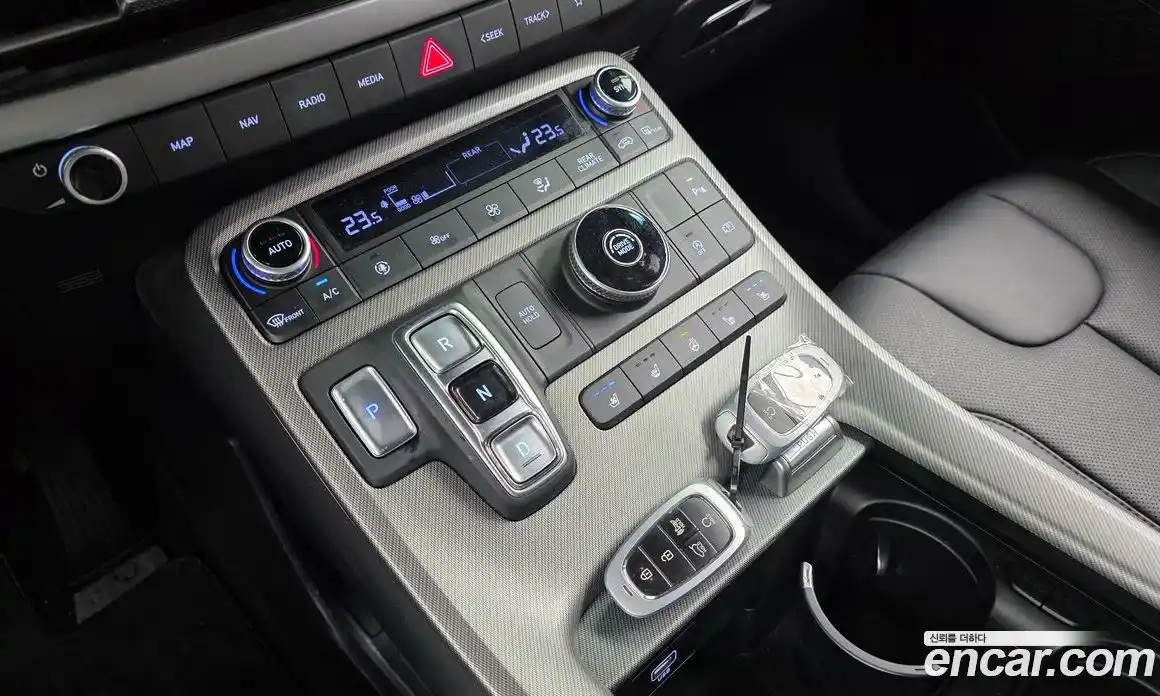 Hyundai Palisade 2024 2.2 Автомат в Москве № 1171865, фото 9